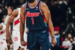 足球直播-NBA夏季联赛新秀球员表现抢眼，展现潜力的简单介绍