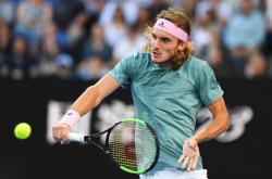 体育直播-包含英国网球队逆转澳大利亚网球队，西西帕斯关键制胜的词条