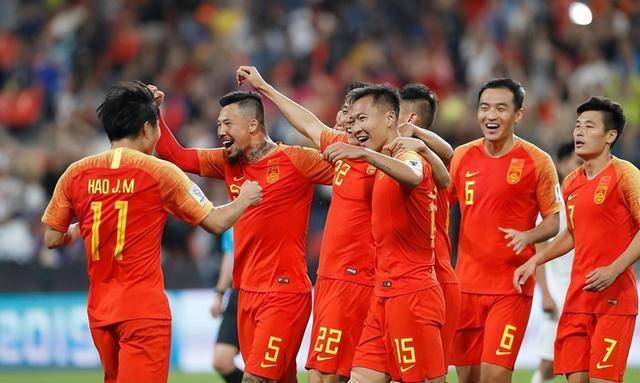 包含辽宁宏运大胜大连人，继续保持不败的词条