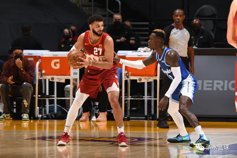 包含NBA球员结婚:湖人队控卫迎来婚礼盛宴的词条