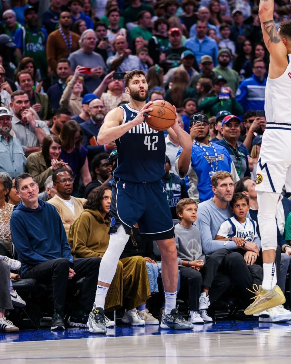 关于骑士绝杀勇士，欧文刷新纪录的信息