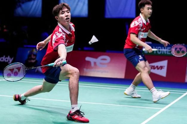 包含中国队逆转丹麦队，黄鸭组合统治全场的词条